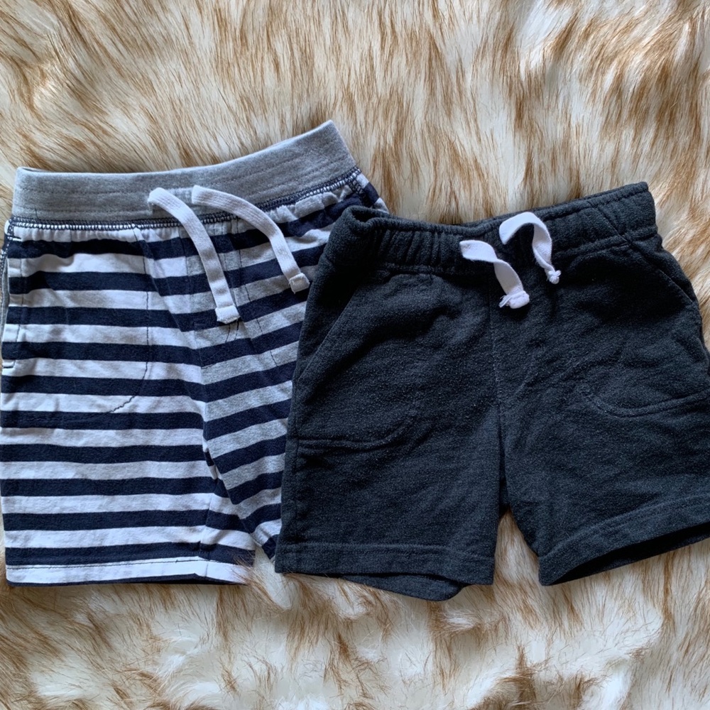 2 causal cotton play shorts fit like 3t